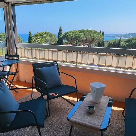 Studio Vue Mer, Sainte-maxime. Apartment Sainte-Maxime